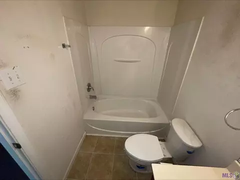 26237 Bobby Gill Rd, Denham Springs, LA 70726 photo 10
