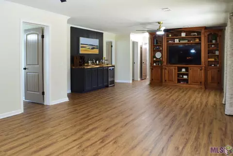 20467 Carpenter Rd, Springfield, LA 70462 photo 7