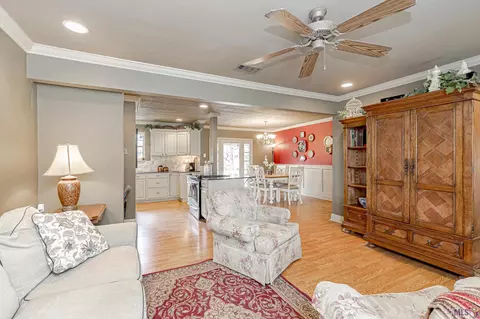 4844 Drusilla Dr, Baton Rouge, LA 70809