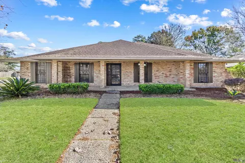 1450 Rue Desiree, Baton Rouge, LA 70810