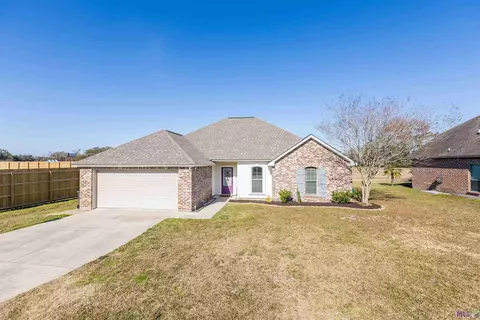 38561 Redtail Dr, Prairieville, LA 70769