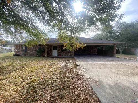 42051 Janile St, Gonzales, LA 70737