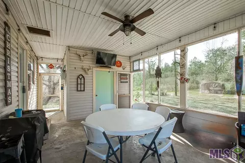 14187 Bear Island Rd, Maurepas, LA 70449 photo 4