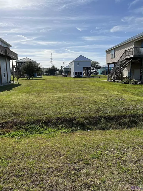 lot2 Birch Ln, Grand Isle, LA 70358