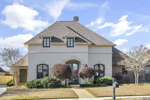 8670 Highcrest Dr, Baton Rouge, LA 70809