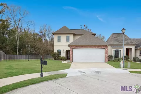 17669 Willow Trail Dr, Baton Rouge, LA 70817