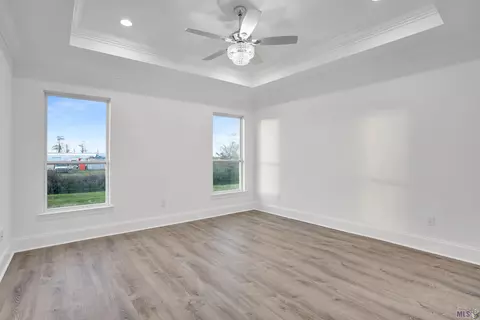 604 Daryl Dr, Chalmette, LA 70043 photo 11