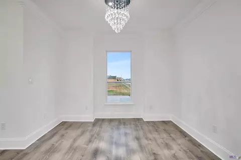 604 Daryl Dr, Chalmette, LA 70043 photo 8