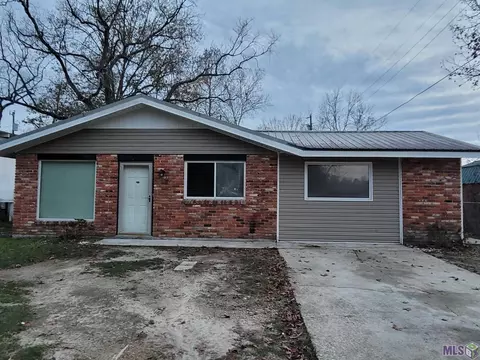 9302 Huntington Ave, Denham Springs, LA 70726