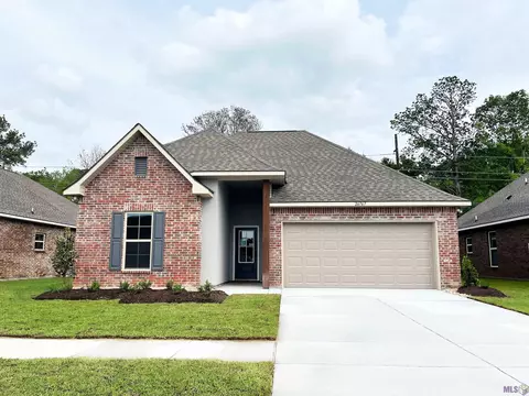 26767 Elmcrest Dr, Denham Springs, LA 70726