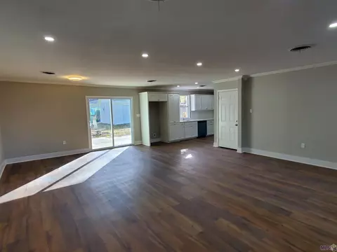 4302 Jacquelyn Dr, Baker, LA 70714 photo 3