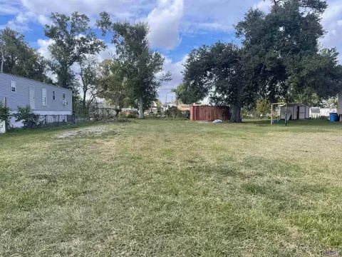120 Sharon Ave, Boutte, LA 70039