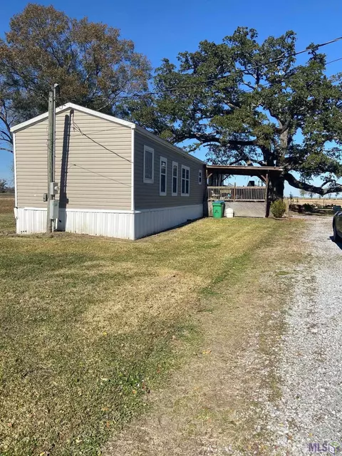 544 La Hwy 1000, Belle Rose, LA 70341