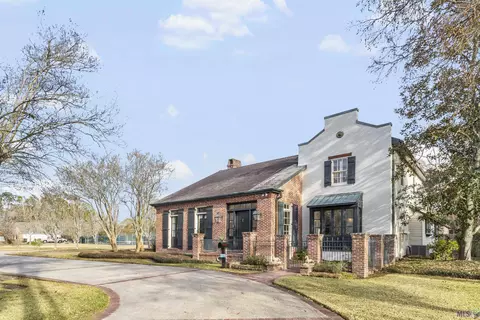 2919 Fairway Dr, Baton Rouge, LA 70809