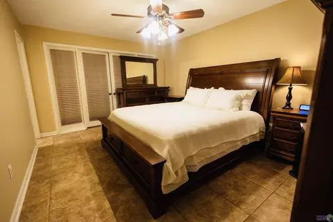 111 Flowerwood Ct, Luling, LA 70070 photo 10