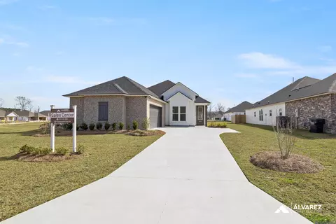 22852 Balsam Dr, Denham Springs, LA 70726