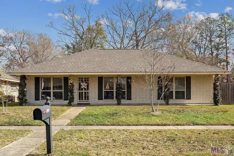 1255 Lakemont Dr, Baton Rouge, LA 70816