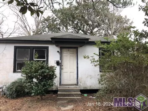 9532 Gassie, Baton Rouge, LA 70812