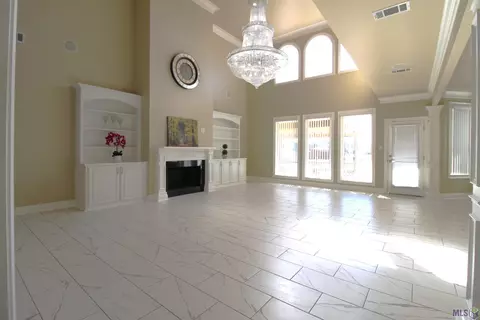 1326 Pompey Dr, Baton Rouge, LA 70816