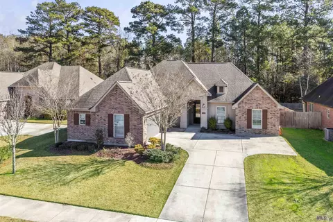 4931 Harbor Ln, Greenwell Springs, LA 70739