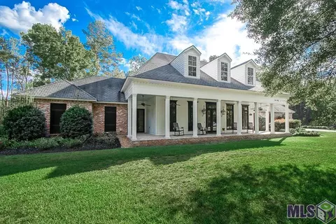 18000 Rolling Oaks Ave, Greenwell Springs, LA 70739