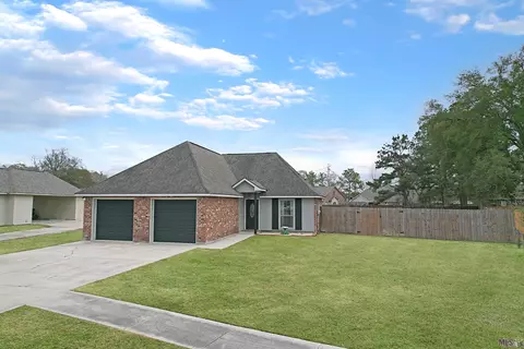 34273 Hawks Cv, Denham Springs, LA 70706