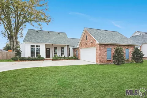 39019 La Hwy 621, Gonzales, LA 70737