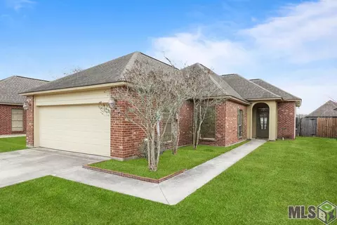 2965 Nicholson Lake Dr, Baton Rouge, LA 70810