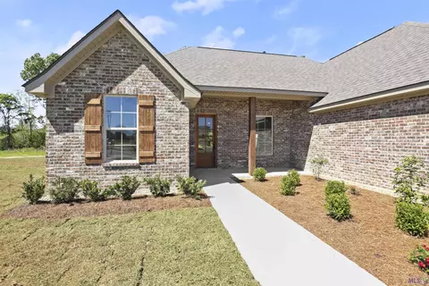 18705 Seabiscuit Ln, Zachary, LA 70791