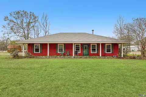 35093 Oak Place Dr, Denham Springs, LA 70706