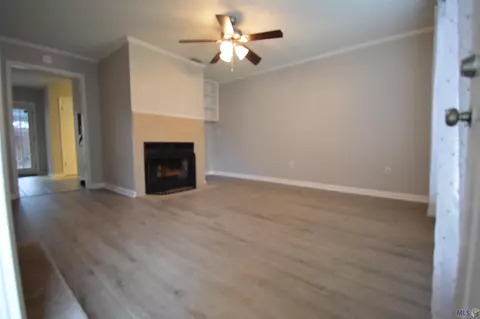 6212 Stumberg Ln #605, Baton Rouge, LA 70816