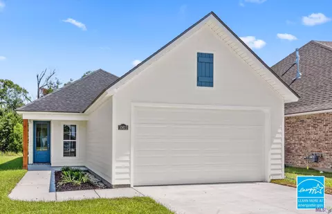 10612 Highland Lakes Dr, Denham Springs, LA 70726