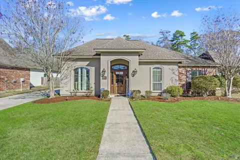 17163 Bentons Ferry Ave, Central, LA 70739