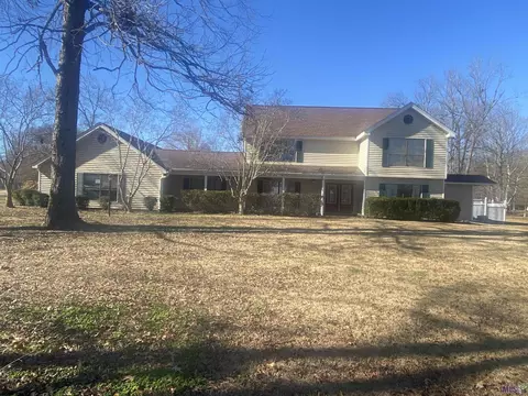 279 Panola Dr, Ferriday, LA 71334