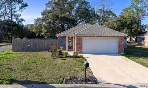 42134 N City Park Dr, Sorrento, LA 70778