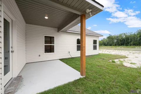 Exterior - 14741 Carroll Ave, Walker, LA 70785 photo 1 of 4