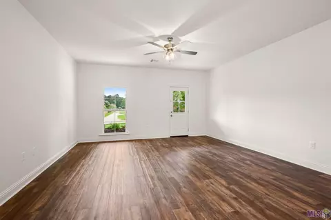 Living - 14741 Carroll Ave, Walker, LA 70785 photo 2 of 2