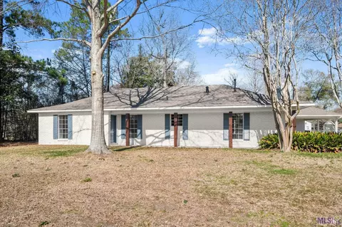 12235 Armstrong Dr, Baton Rouge, LA 70816