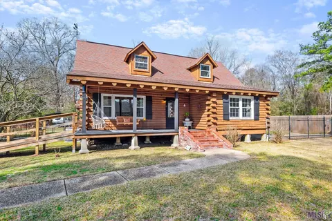 7637 Curry Davis Dr, Denham Springs, LA 70726