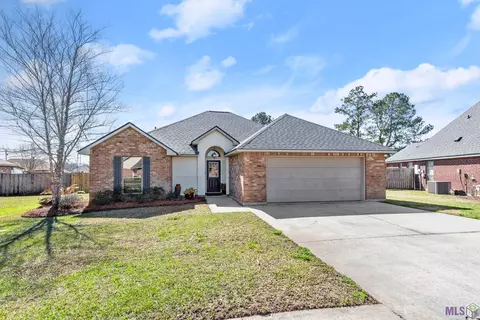 34289 Hawks Cv, Denham Springs, LA 70706