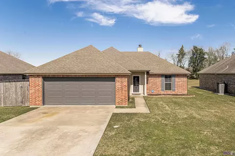 103 Constitution Dr, Lafayette, LA 70503