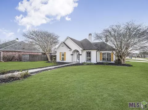 10280 Carter Hills Ave, Denham Springs, LA 70726