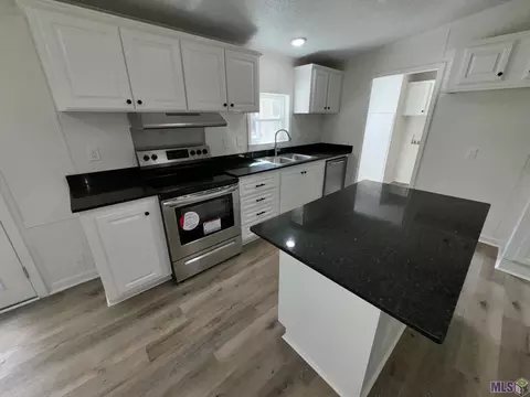 36570 N Walker Rd, Walker, LA 70785 photo 6
