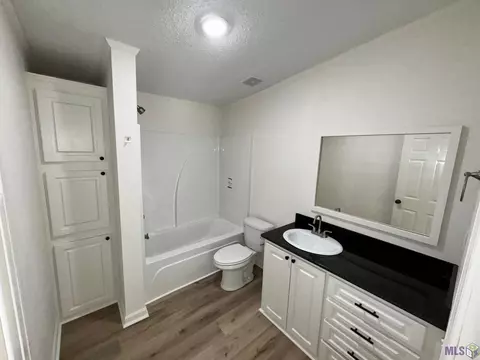 36570 N Walker Rd, Walker, LA 70785 photo 16