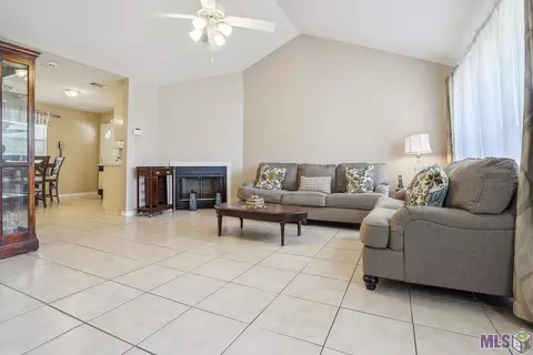 5601 Tigre Chenes Ct, Baker, LA 70714 photo 2