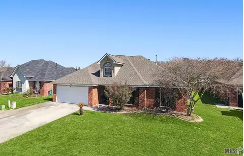 38428 Highland Terrace Ave, Denham Springs, LA 70706