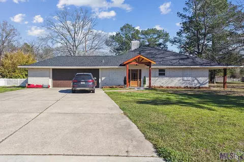30760 Barnett Ln, Denham Springs, LA 70726