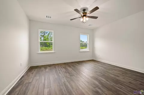 Bedroom - 14651 Carroll Ave, Walker, LA 70785 photo 1 of 3