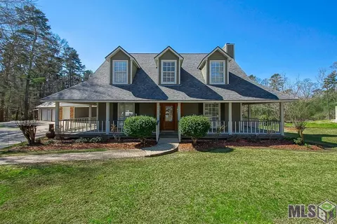 16910 S Bristle Cone Ct, Greenwell Springs, LA 70739