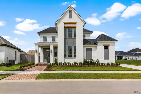 8444 Hattic St, Baton Rouge, LA 70817